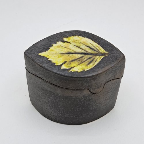 Oval Box, Yellow Leaf, small