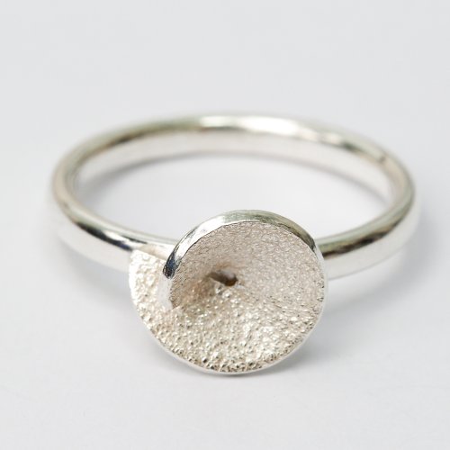 Ring, Pyriform by Beverly Bartlett - alternative image