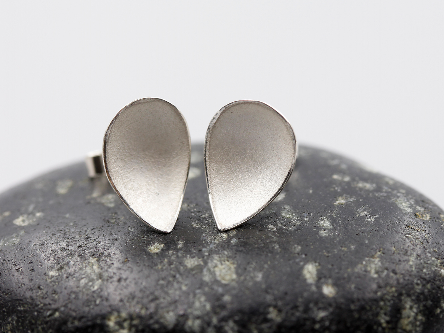 Plain Pyrus Earrings by Donna Barry