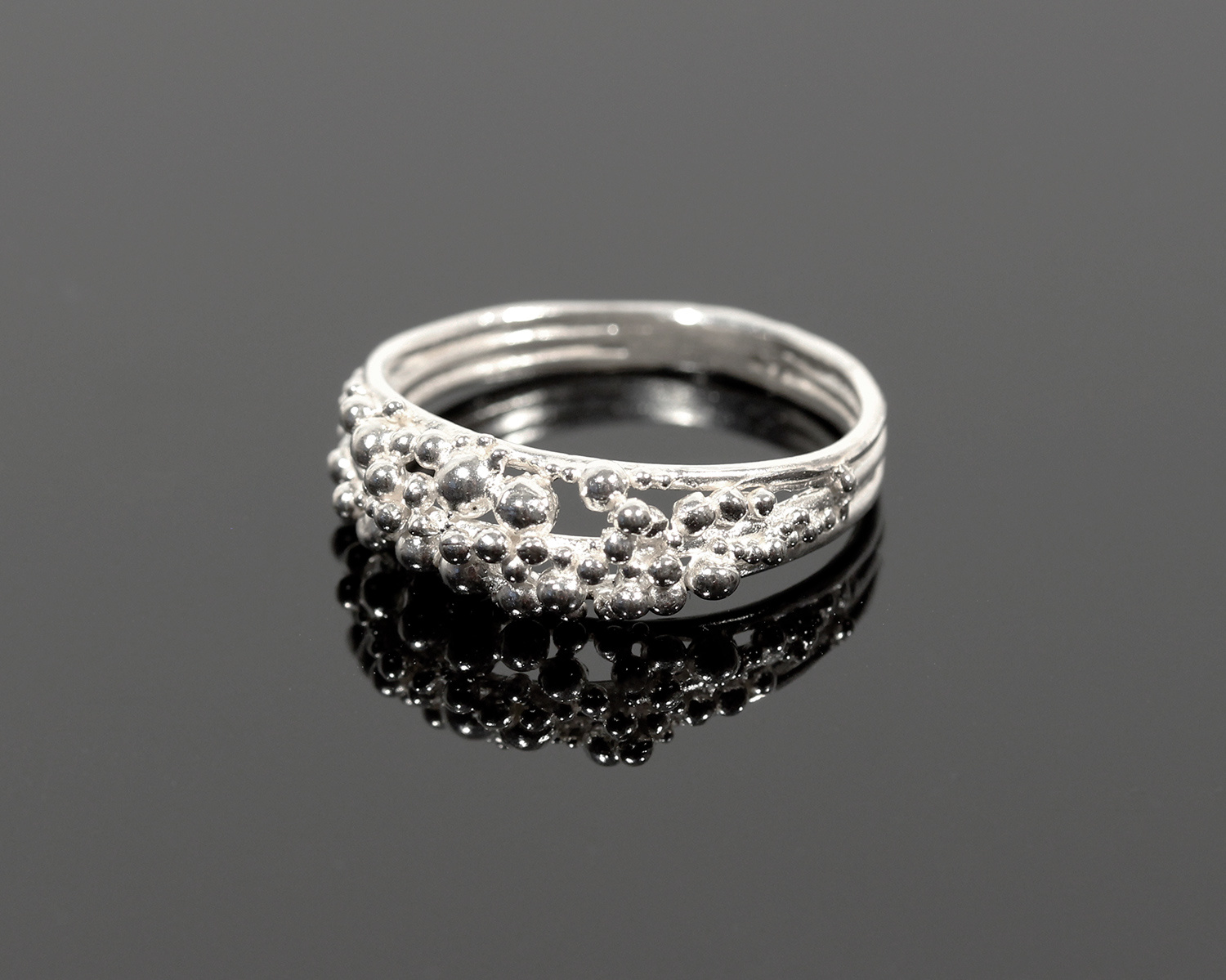 Scattered Granule Ring by Hannah Bedford