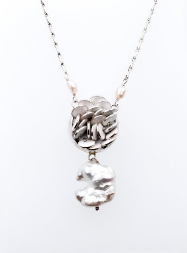 White Bloom Baroque Drop Necklace