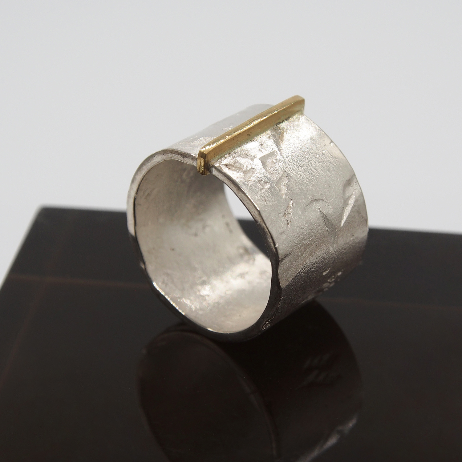 Gold Seam Ring by Elaine Cox