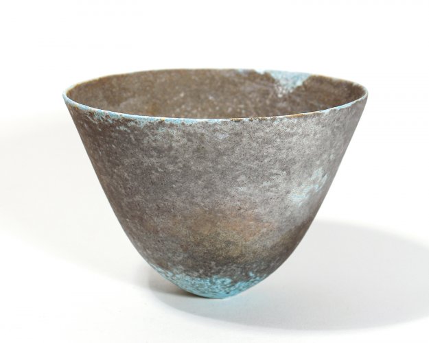 Smokey Grey Conical Vessel by Jack Doherty - alternative image