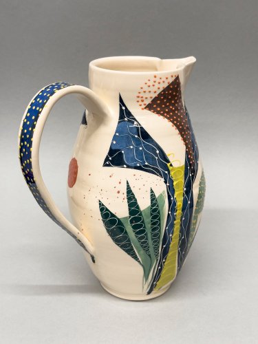 Large Cuved Jug 'Spring 24' by Irena Sibrijns - alternative image