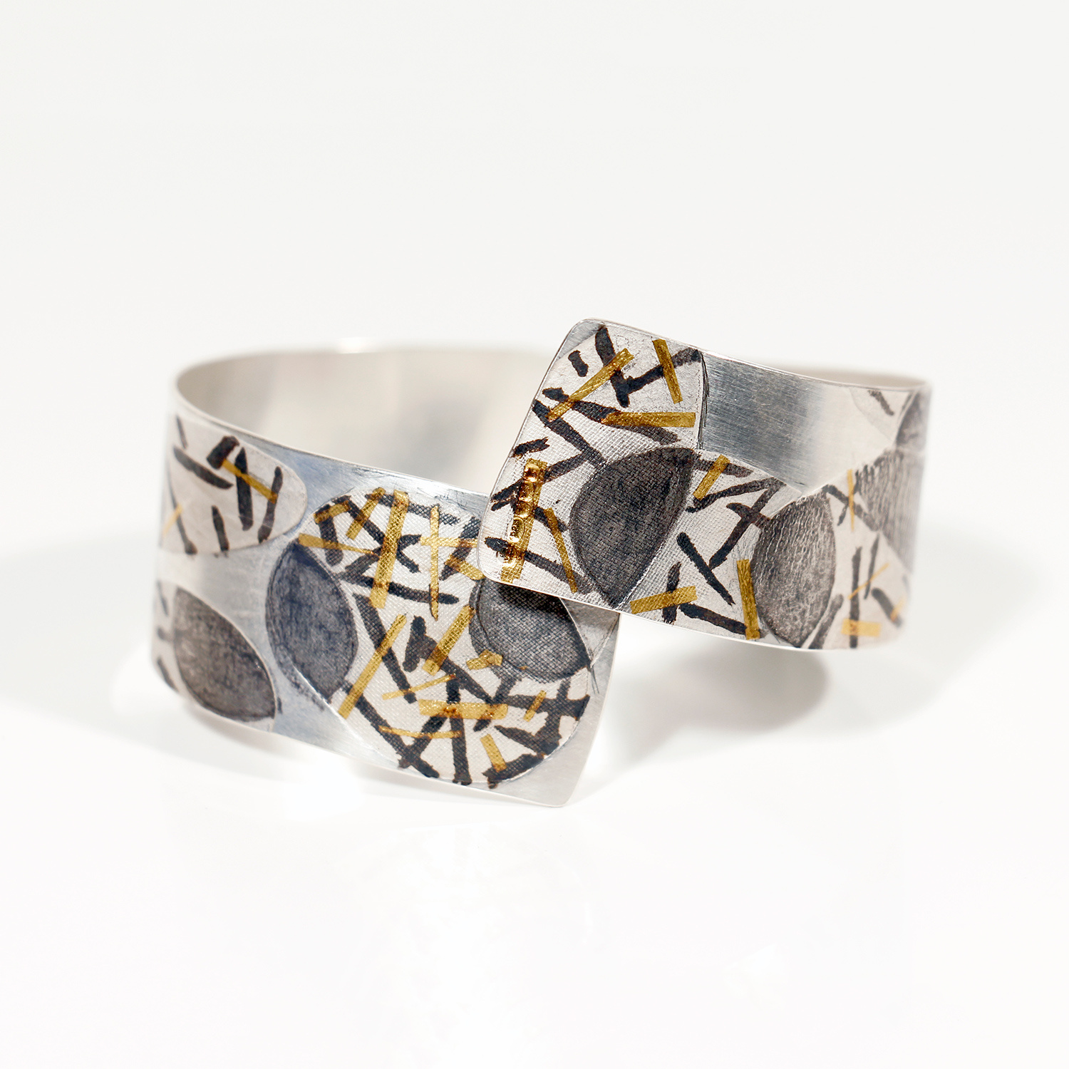 Pebble Cuff by Jessica Briggs