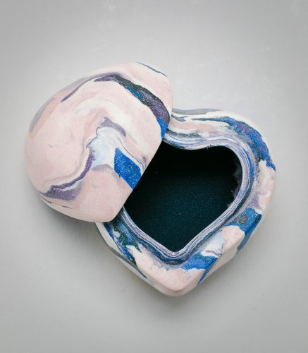 Heart Box, pink & blue by Judy McKenzie - alternative image