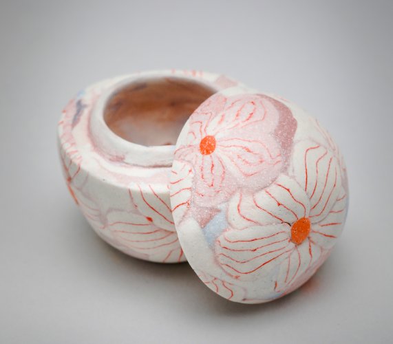 Tiny Round Box, flower detail by Judy McKenzie - alternative image