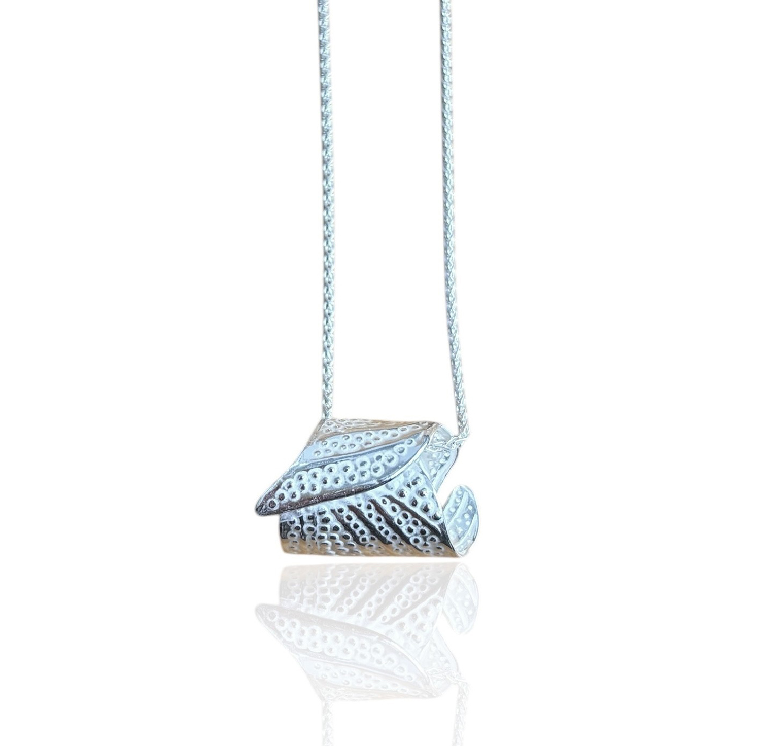 Flow Pendant by Kate Bajic