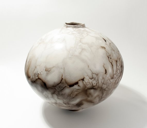 Round Jar, large by Moira Goodall - alternative image