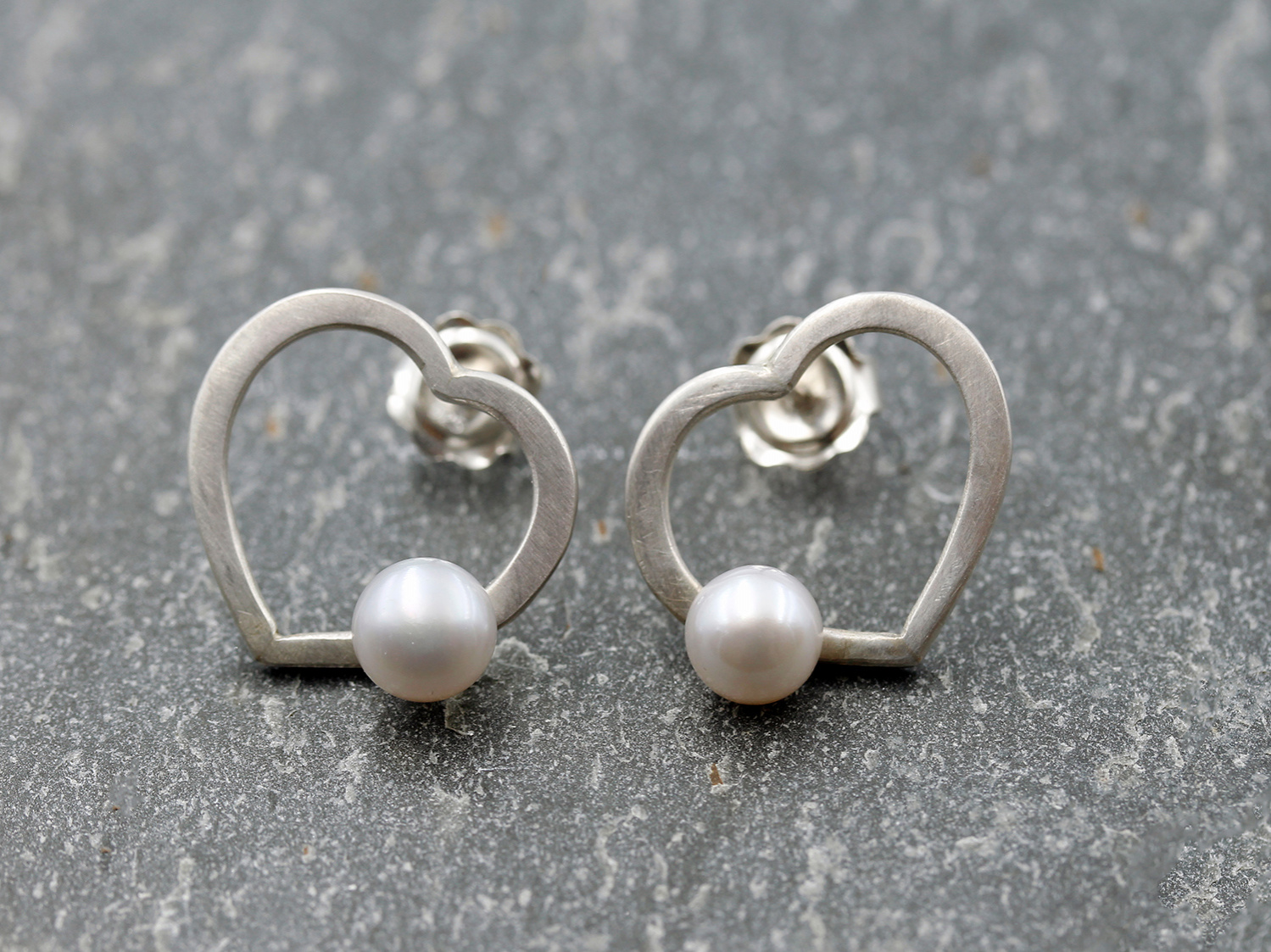 Heart Earrings, small by Catherine Mannheim