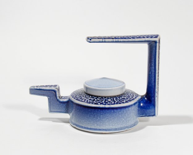 Teapot LS231 by Jeremy Nichols - alternative image