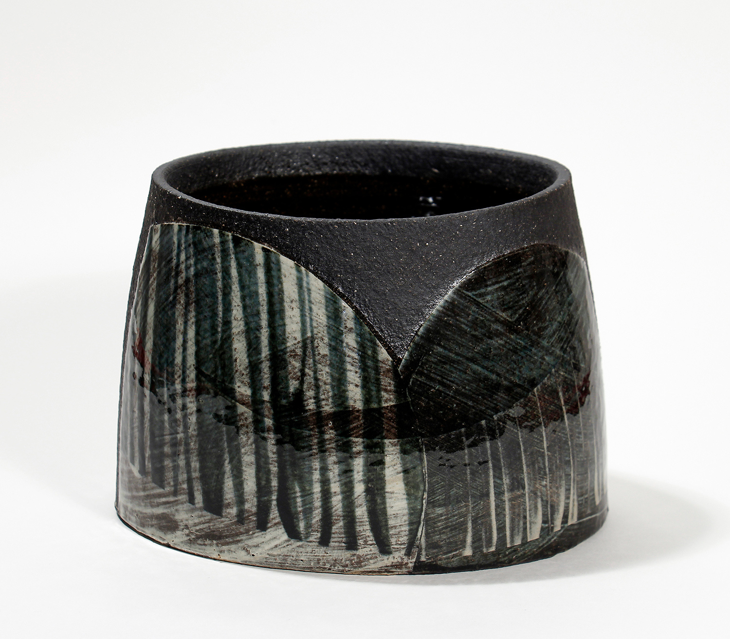 Short Oval Vessel by Richard Phethean