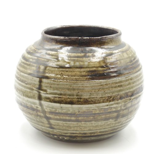 Medium Tsubo by Pat Southwood - alternative image